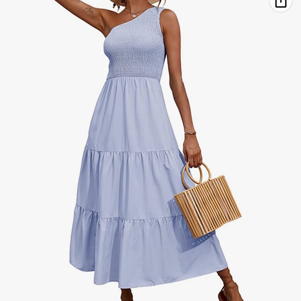 One shoulder dress